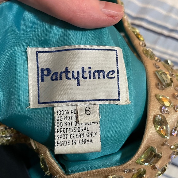 Party Time Special Occasion Green Prom Dress Gold Sequins Beads Jewels size 6 - Picture 10 of 17